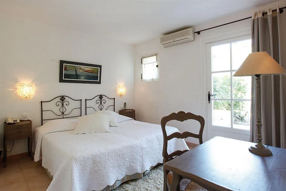 Les Capucines Saint Tropez Hotel Gassin 4*,  France