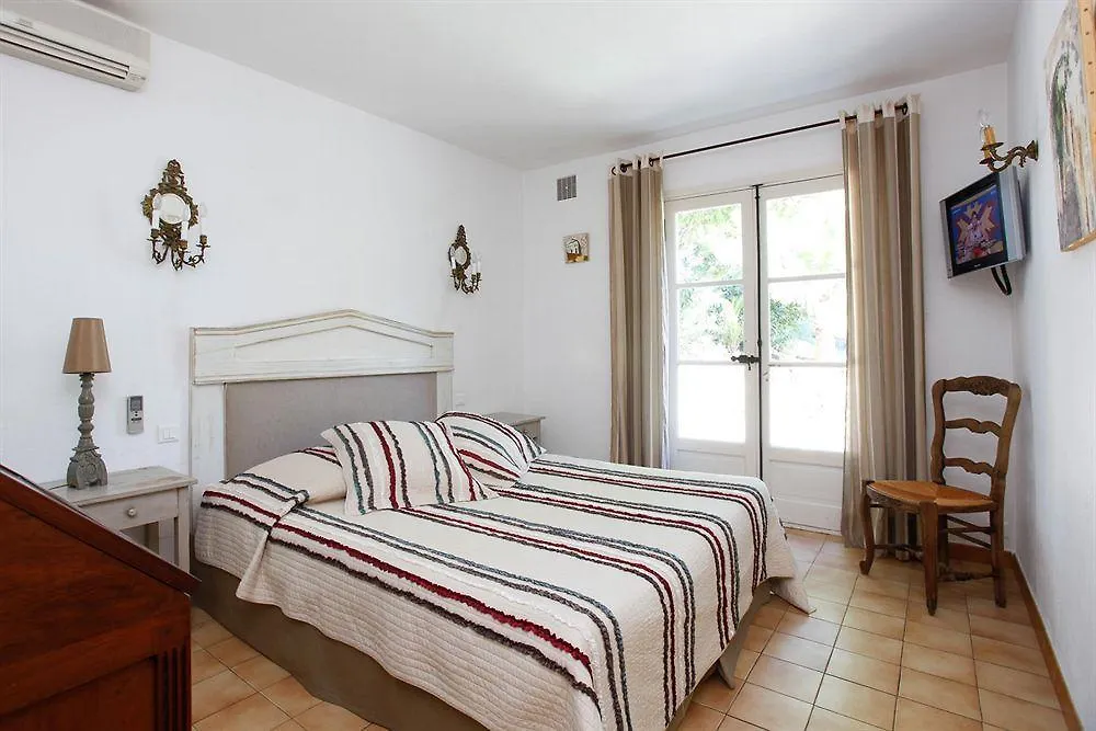 Les Capucines Saint Tropez Hotel Gassin 4*,