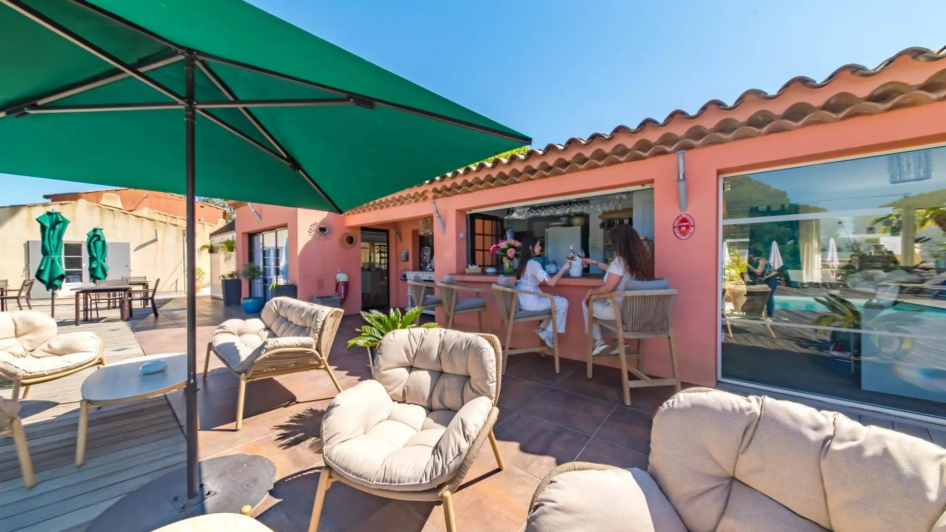 Hotel Les Capucines Saint Tropez Gassin Francja