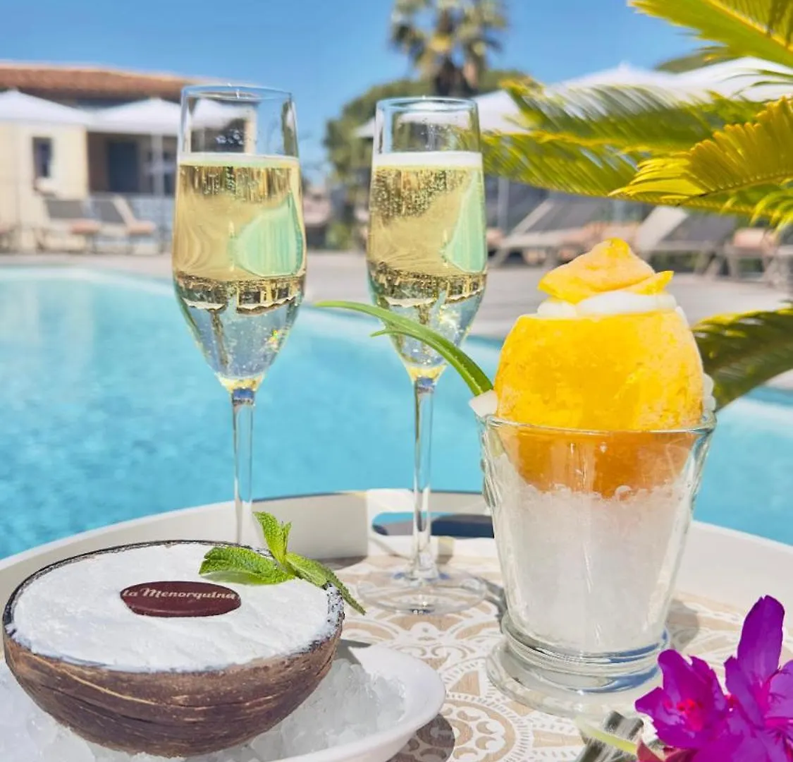 Hotel Les Capucines Saint Tropez Gassin Francja